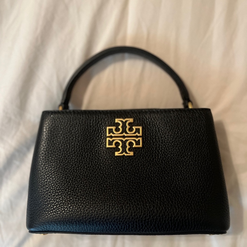 ❗️SOLD❗️Tory Burch Black Pebbled Leather Mini Bag